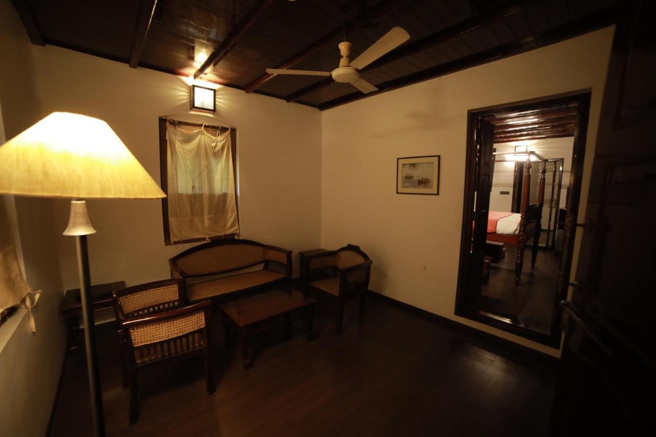 Heritage Methanam Коччи Экстерьер фото